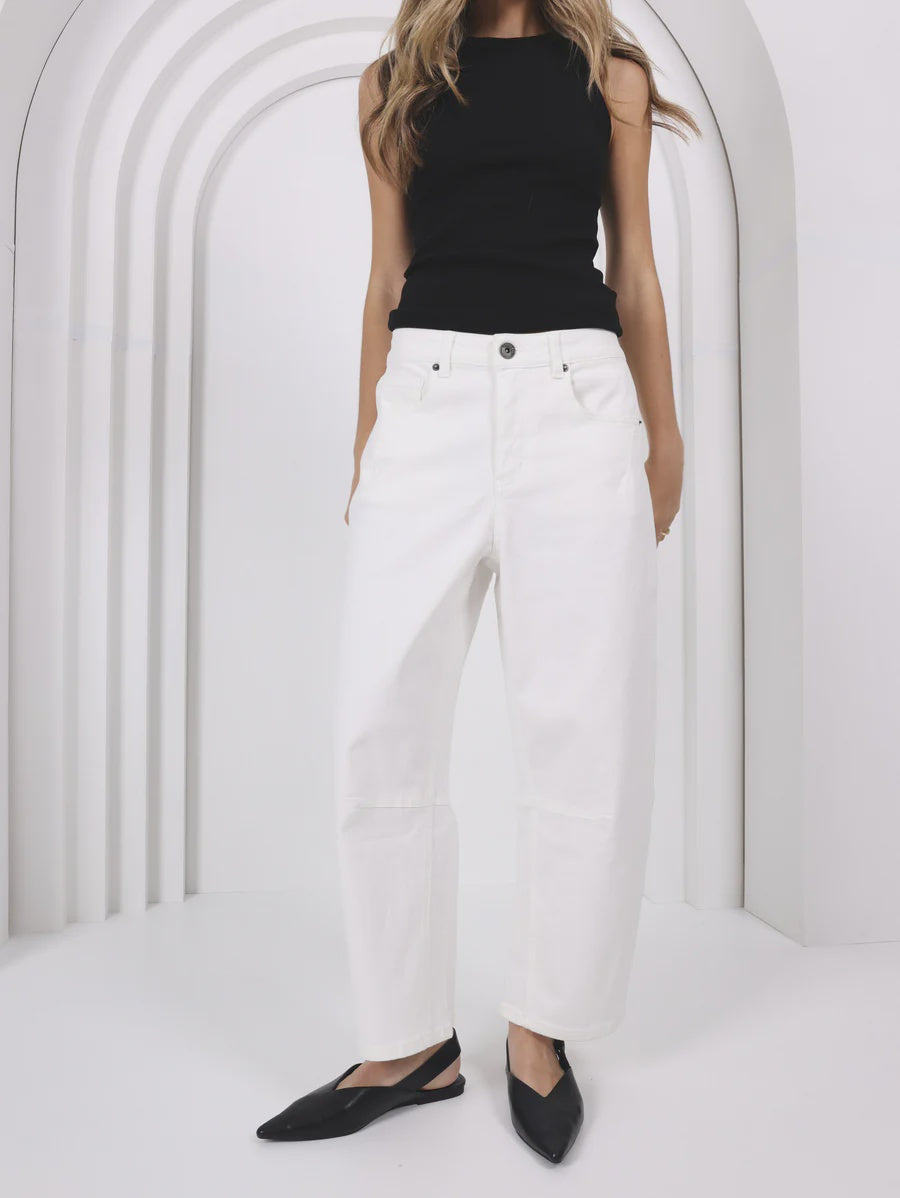 Toni Barrel Jeans White