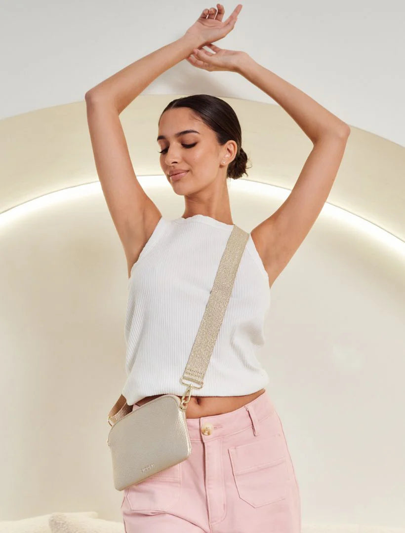 Missy Hugo Cross Body Bag Gold