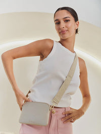 Missy Hugo Cross Body Bag Gold