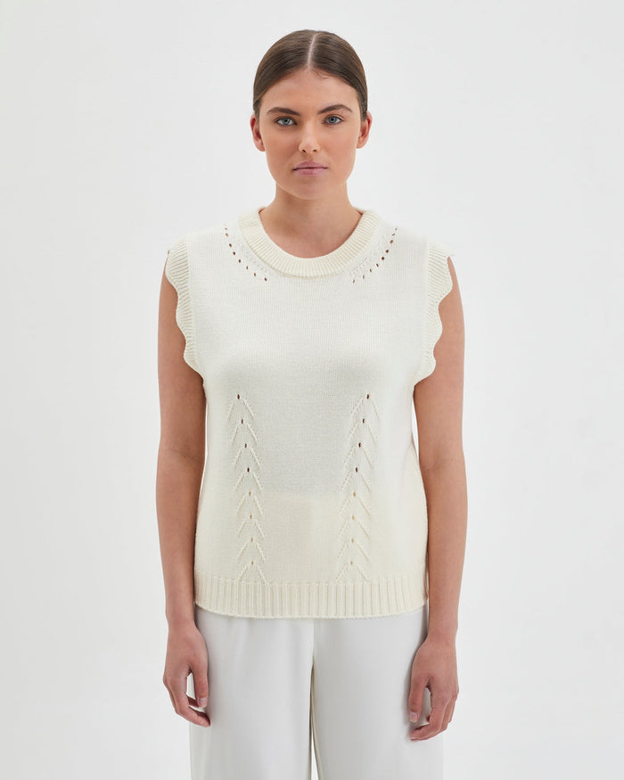 Scallop Vest Ivory