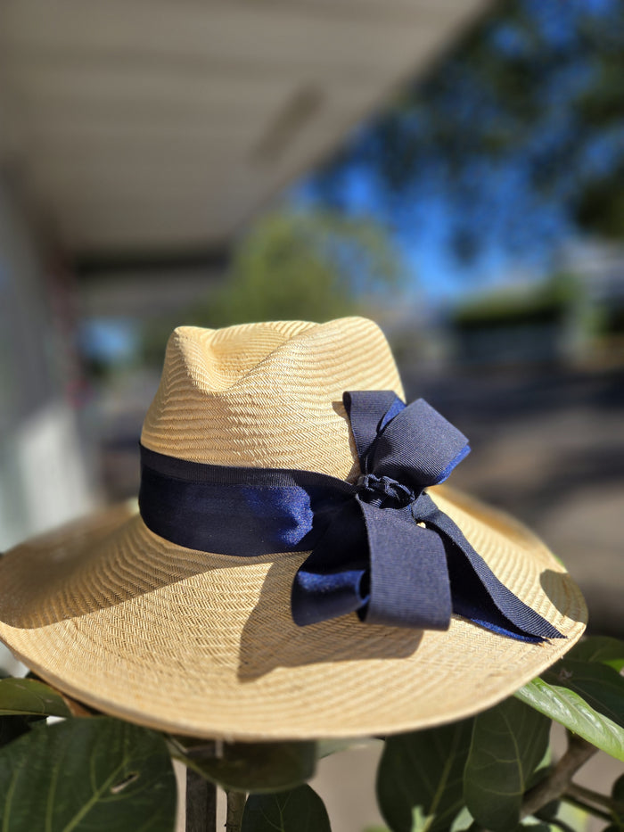 Buntal Cuenca Navy Ribbon