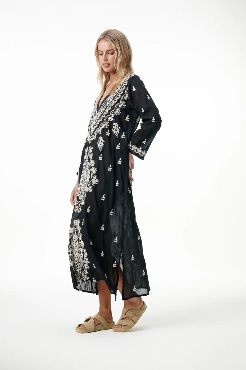 Long Goa Dress Black Cream