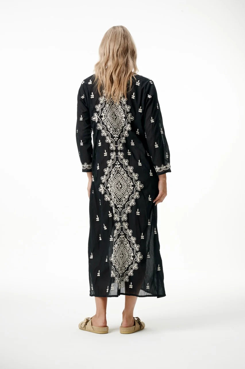 Long Goa Dress Black Cream