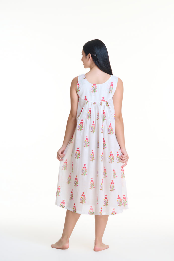 Nightie V-Neck Laced 410