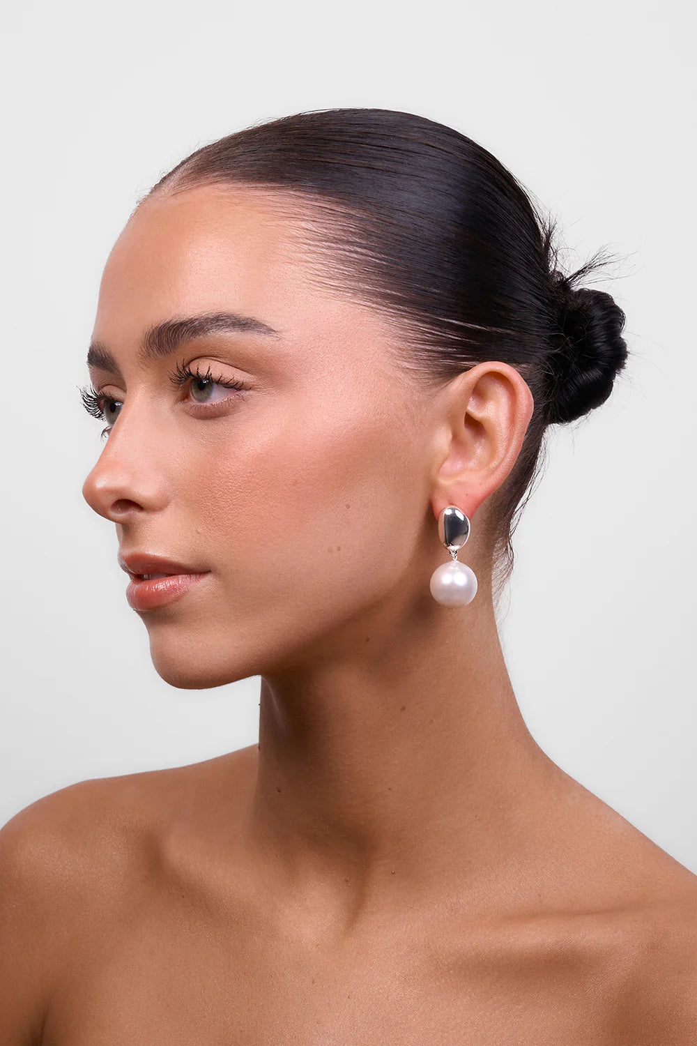 Selma Silver Pearl Earring