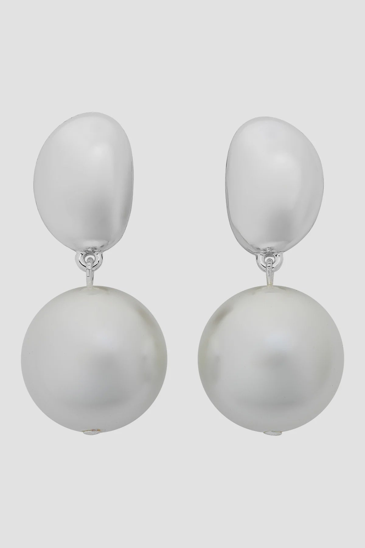 Selma Silver Pearl Earring