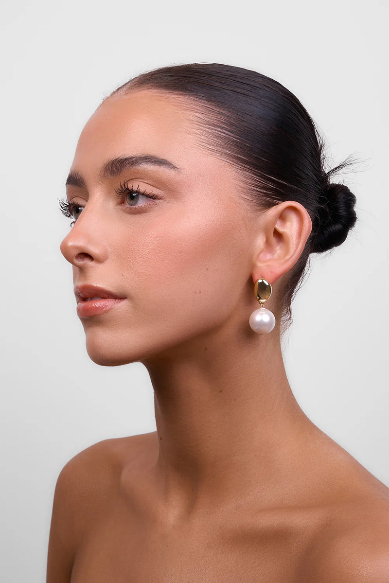 Selma Gold Pearl Earring