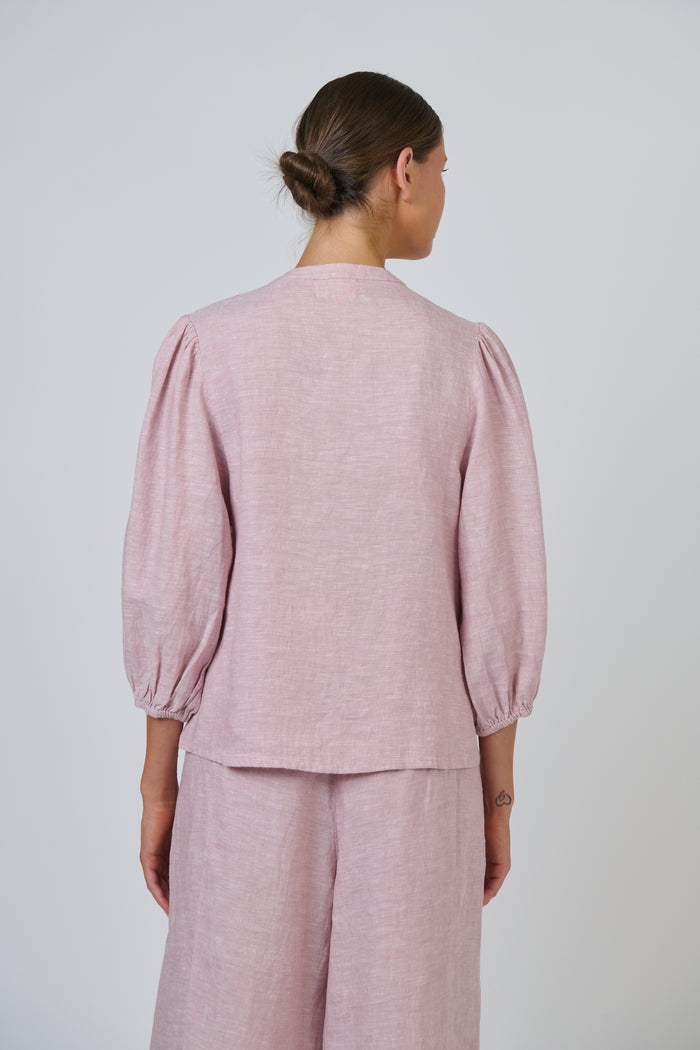 GA590 Linen Top Radish