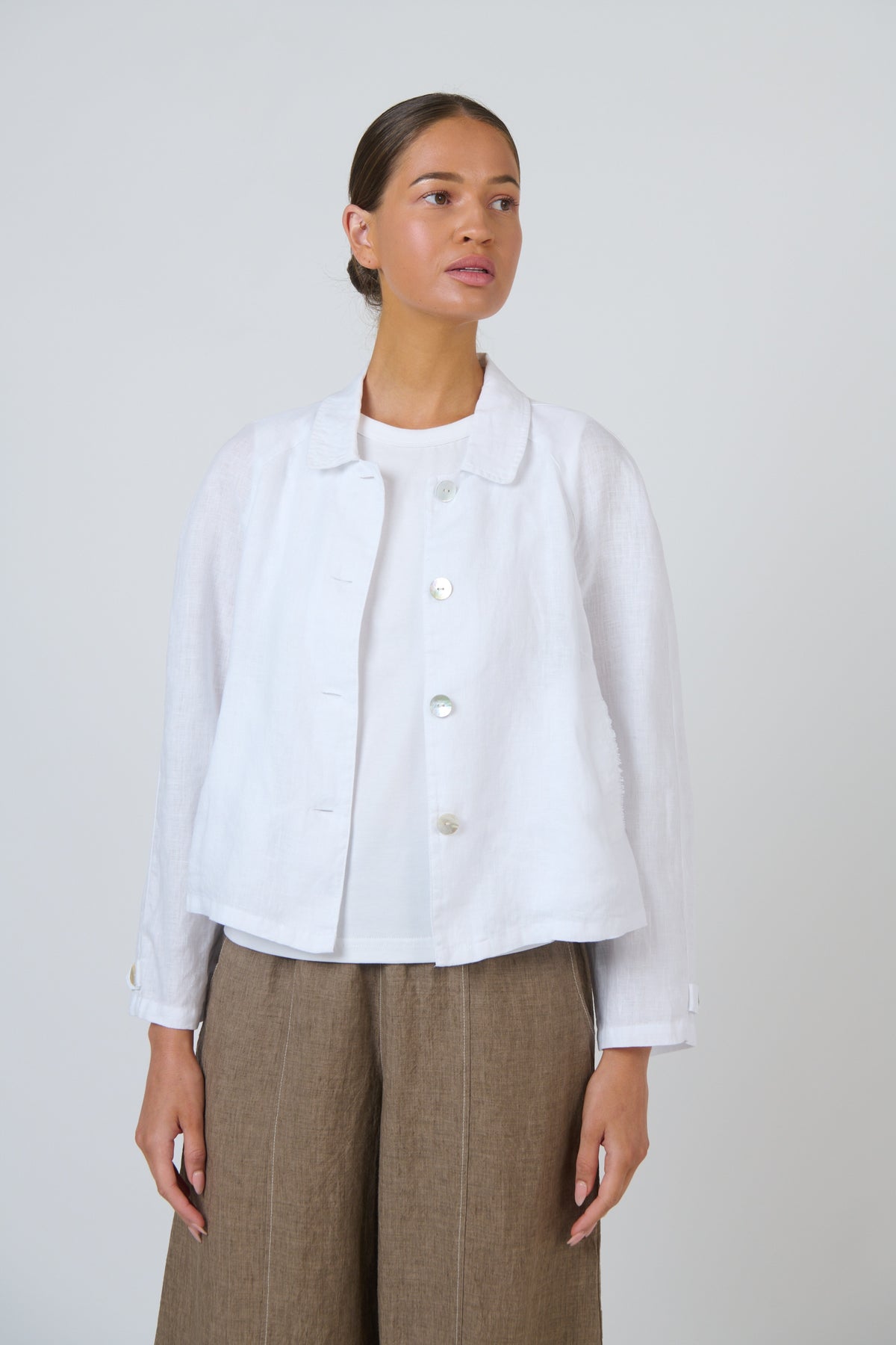GA715 Linen Jacket White
