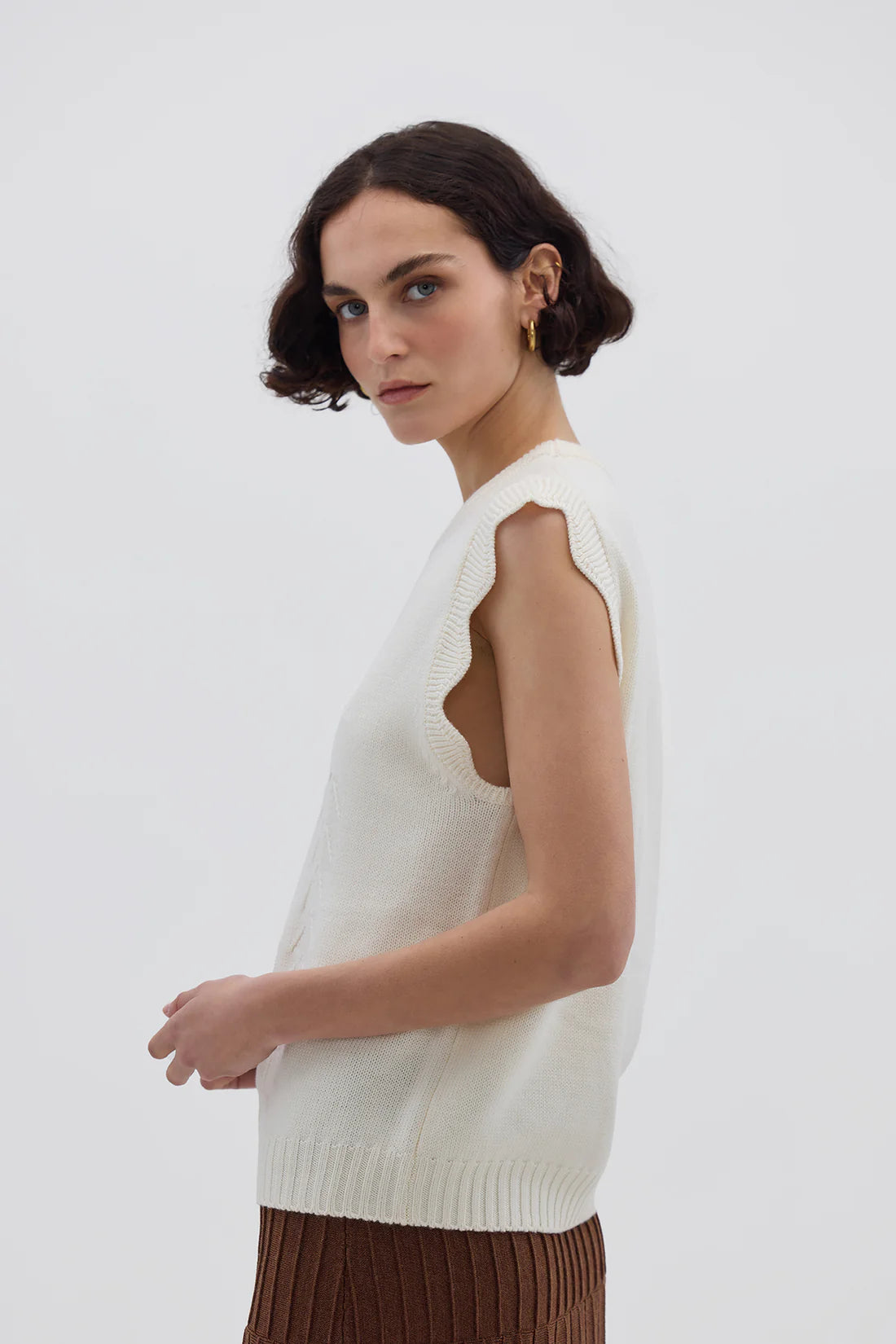 Scallop Vest Ivory