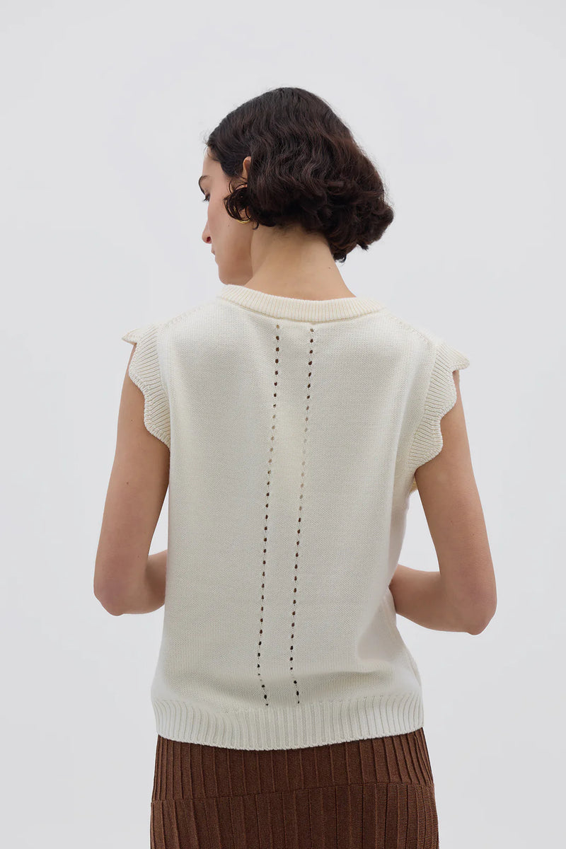 Scallop Vest Ivory