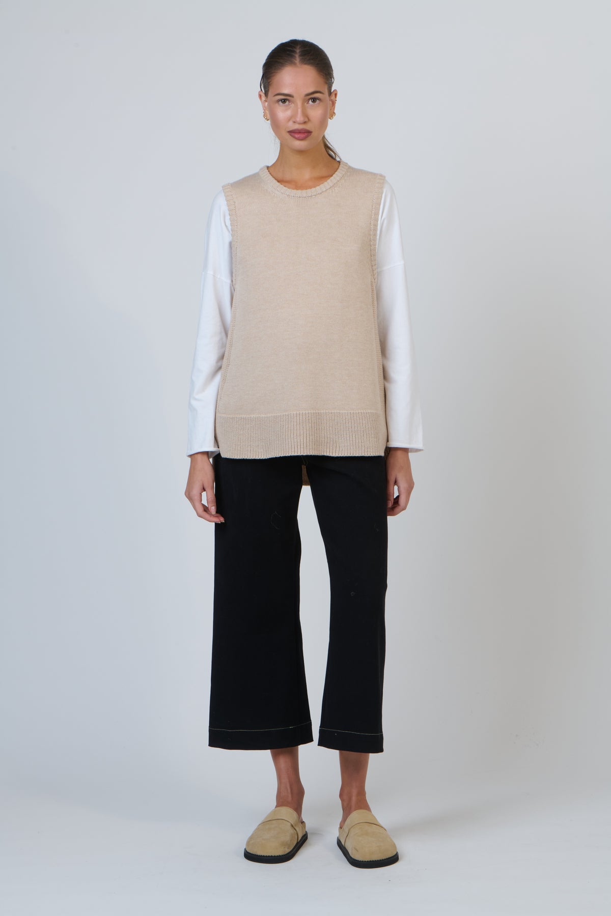 NAMW34 Vest Travertine