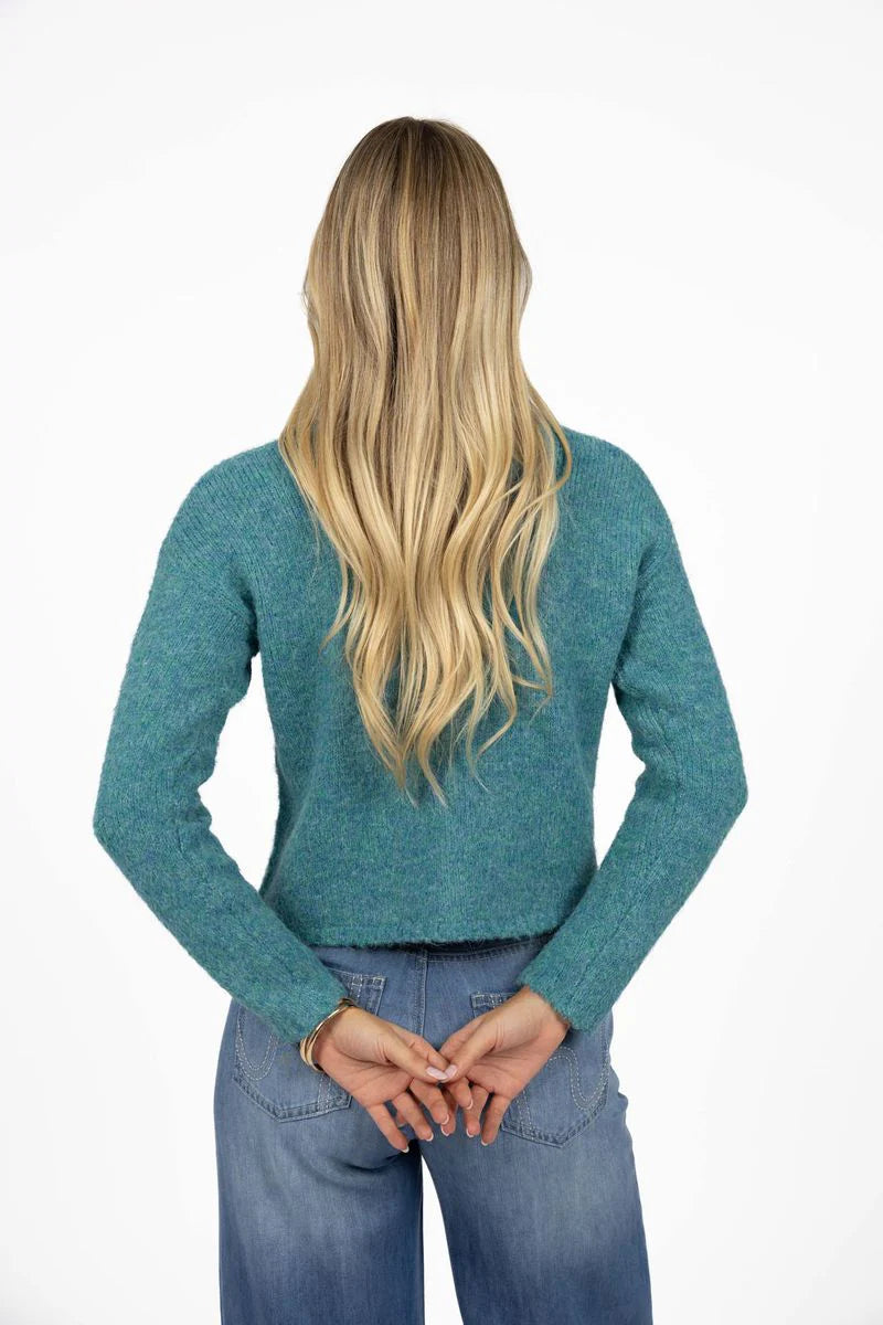 Nellie Cardi Azure