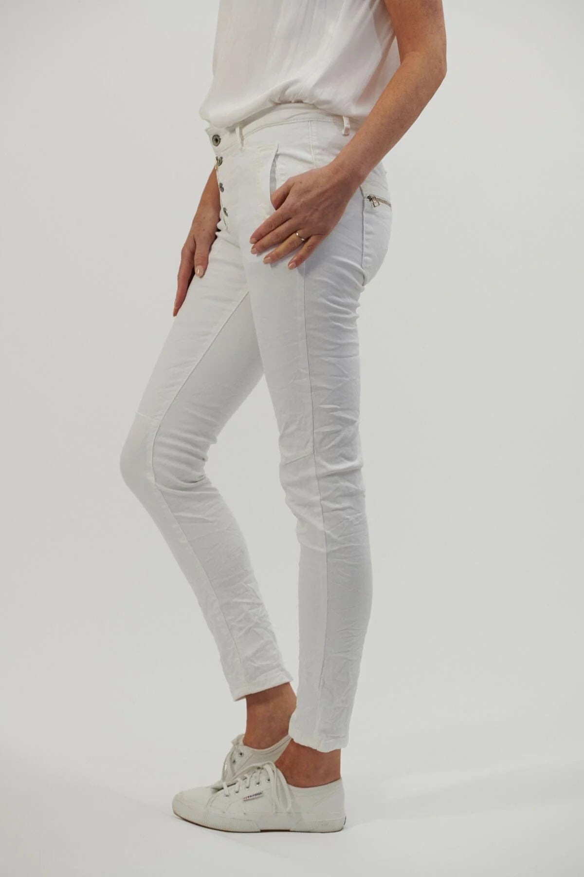 Button Jean White