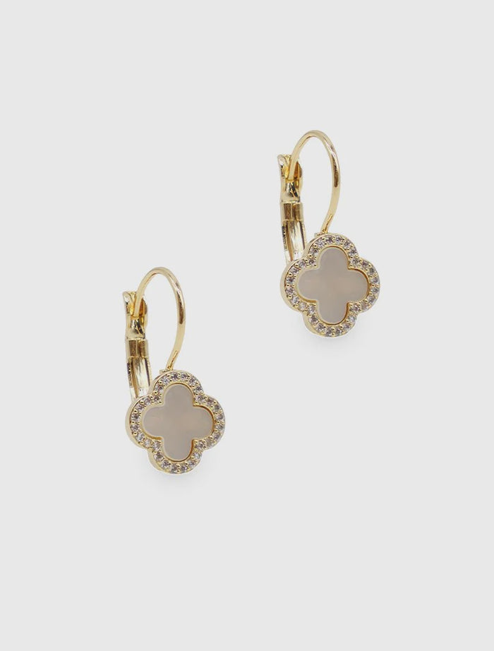 MOP Clover Hooks