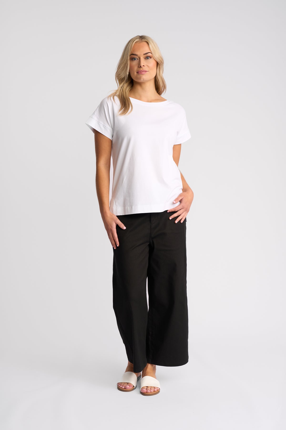 Thea Top White